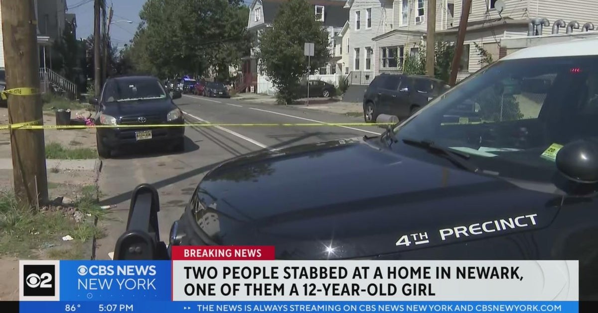 Police: 12-year-old girl, woman stabbed at Newark home - CBS New York