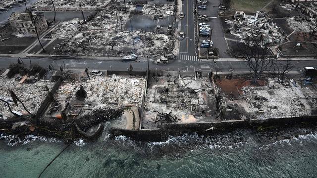 cbsn-fusion-questions-rise-about-warnings-before-hawaii-wildfire-residents-describe-chaos-thumbnail-2199551-640x360.jpg 