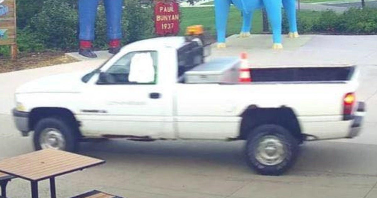 Watch Thief steals pickup truck next to Paul Bunyan and Babe the Blue Ox statues
