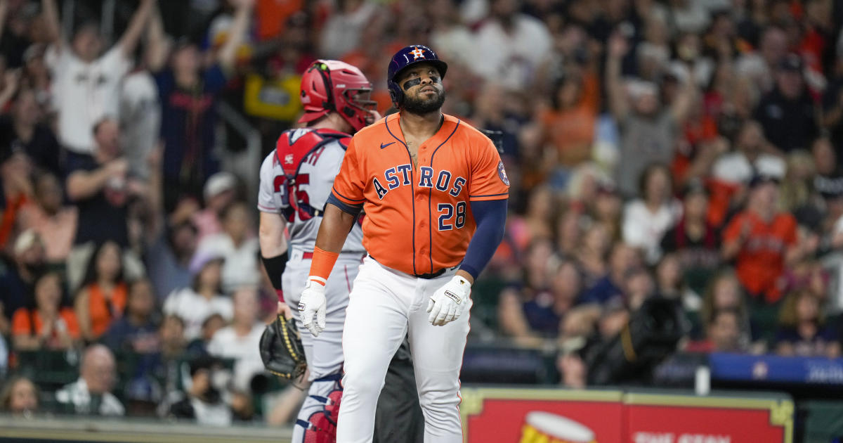 Astros, Red Jersey in Stretch