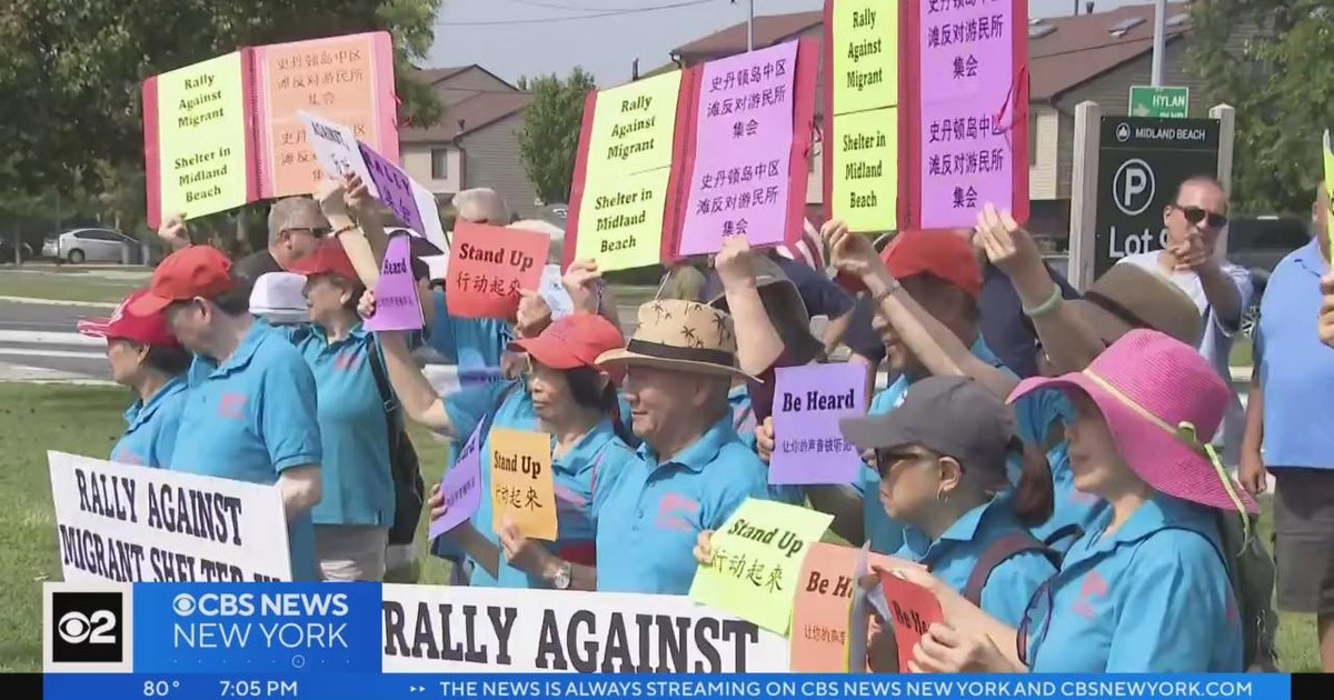 Rally held on Staten Island to protest possible asylum seeker shelter ...