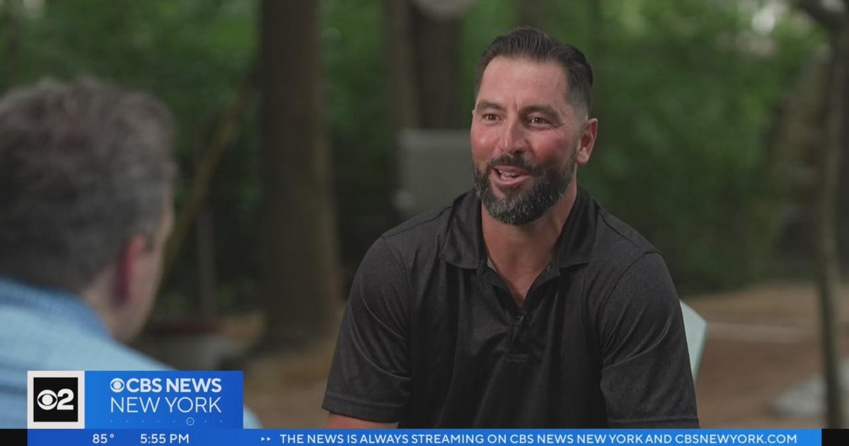Snapshot New York:  Rob Semerano, 42, chasing his MLB dream - CBS New York