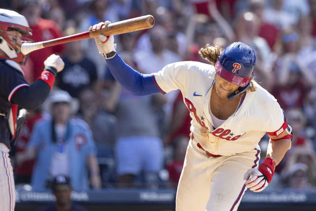 Watch: Rhys Hoskins homers against former teammate