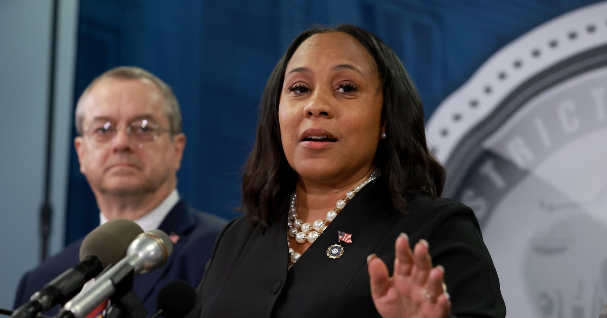 Fani Willis and top prosecutor Nathan Wade subpoenaed to testify at hearing about relationship allegations