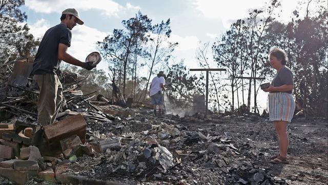 cbsn-fusion-maui-county-official-gives-update-on-wildfire-rescue-efforts-thumbnail-2207063-640x360.jpg 