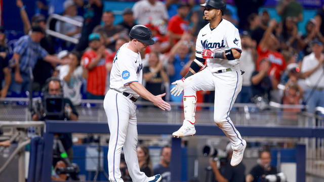 Houston Astros v Miami Marlins 