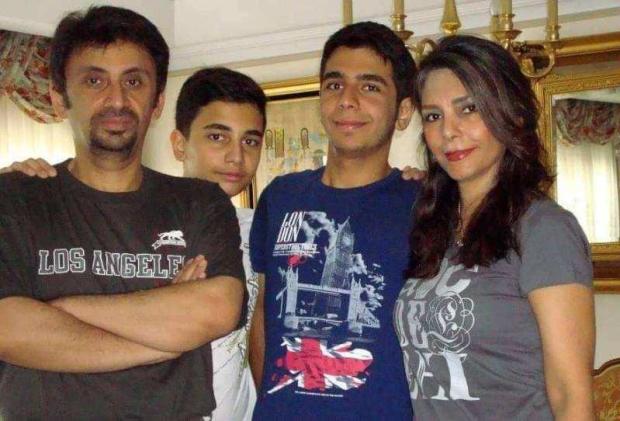 Shahab Dalili with his family. 