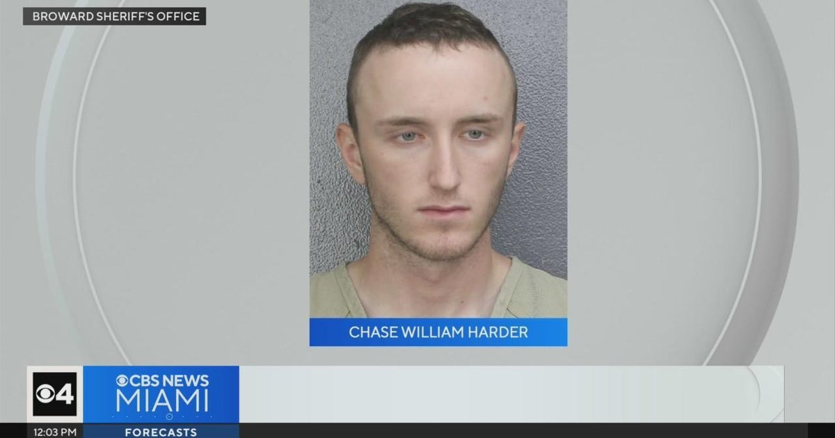 Lethal Coral Springs taking pictures, arrest produced Lethal Coral Springs taking pictures, arrest produced