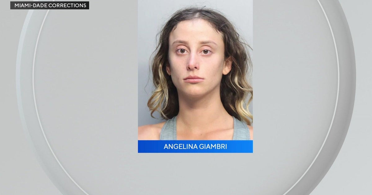 Female accused of likely on expensive buying spree with stolen credit score card Female accused of likely on expensive buying spree with stolen credit score card