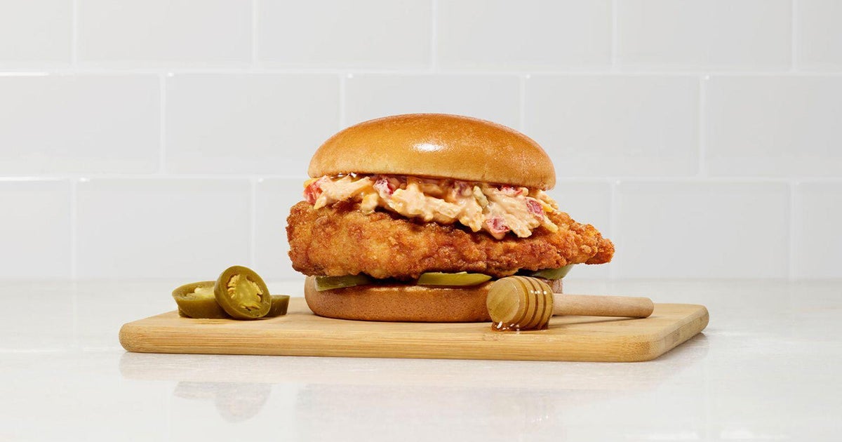 New restaurant offerings are re-igniting the fried chicken sandwich wars - Vimarsana News