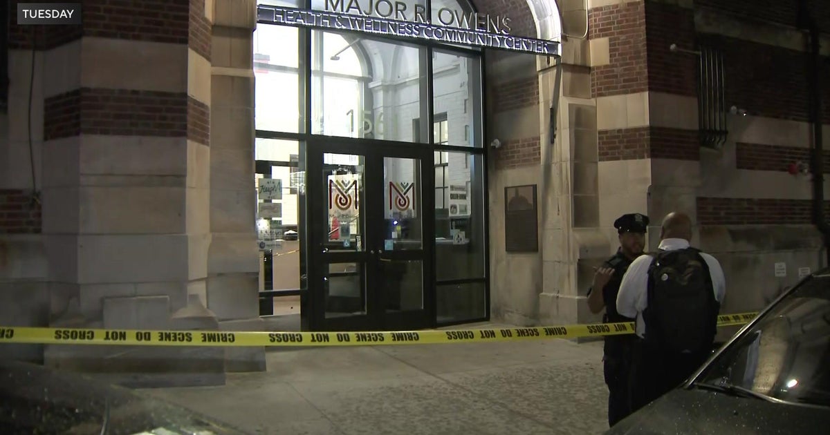 Crown Heights leaders hold rally after teenager was shot at community ...