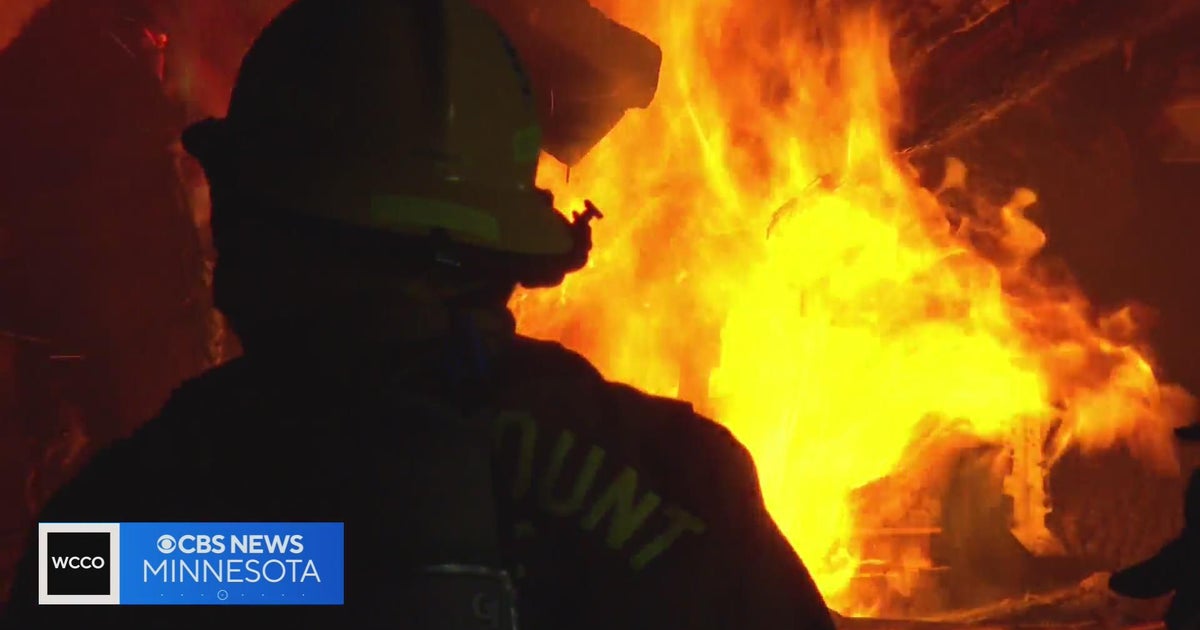Lakeville family of six loses everything in house fire - CBS Minnesota