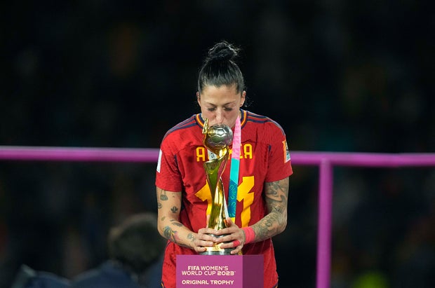 Sexual violence: Spanish soccer chief kisses Women's World Cup star on the mouth without consent