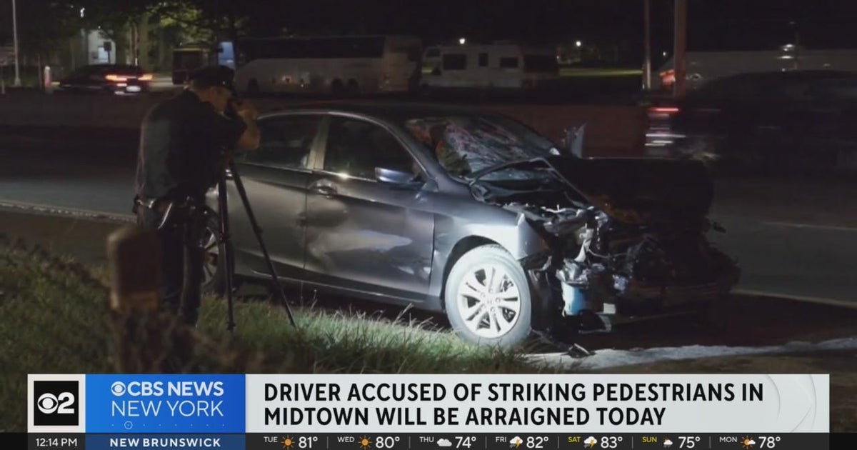 Police: Driver charged after plowing into Midtown crowd - CBS New York