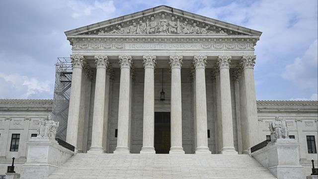 cbsn-fusion-supreme-court-asked-to-hear-high-school-admissions-racial-discrimination-case-thumbnail-2231927-640x360.jpg 