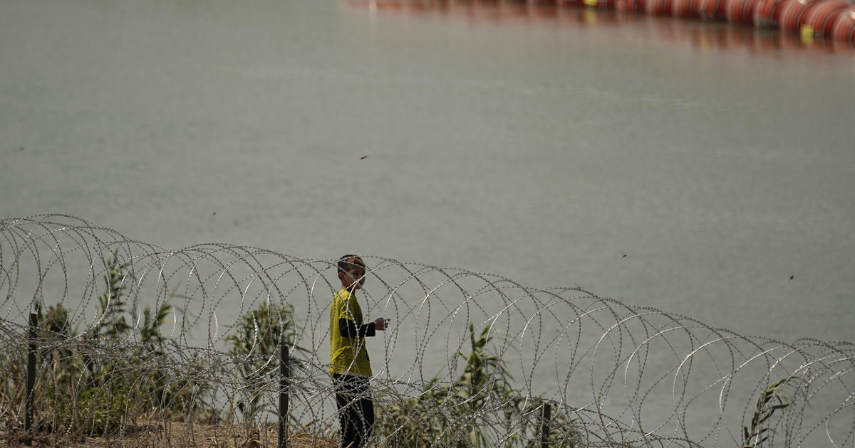Премахване на плаващи бариери на Рио Гранде, спряно от апелативния съд