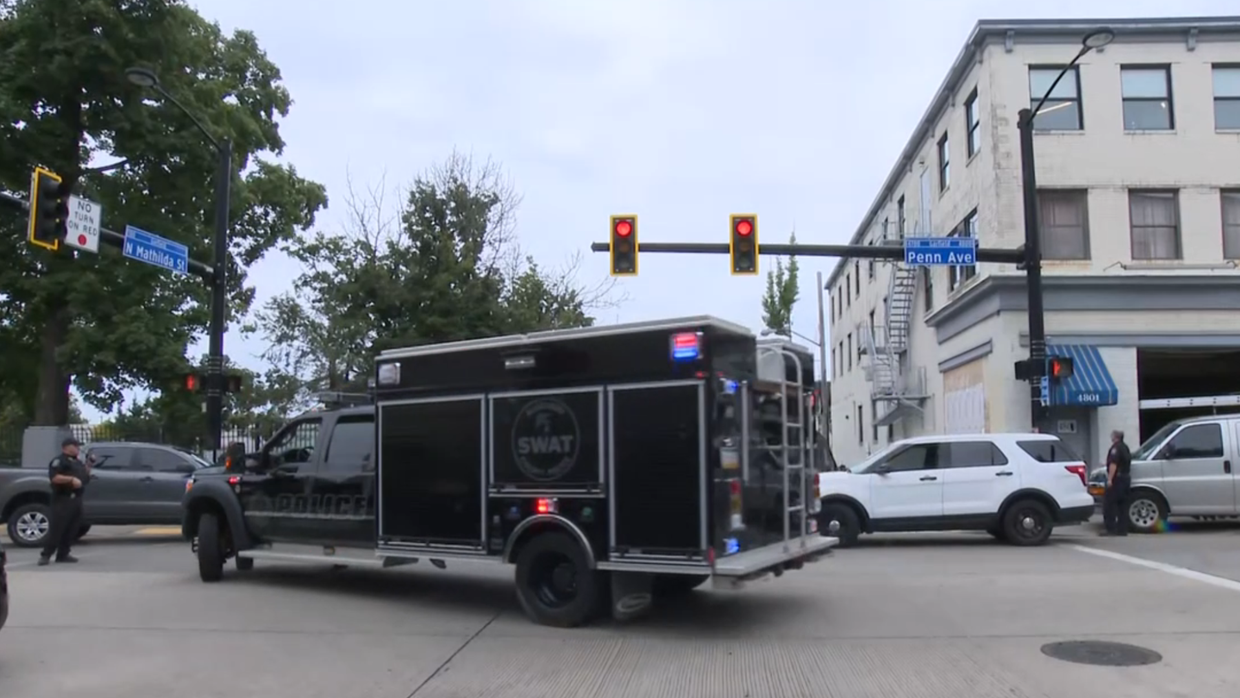 pittsburgh-garfield-swat-truck.png 