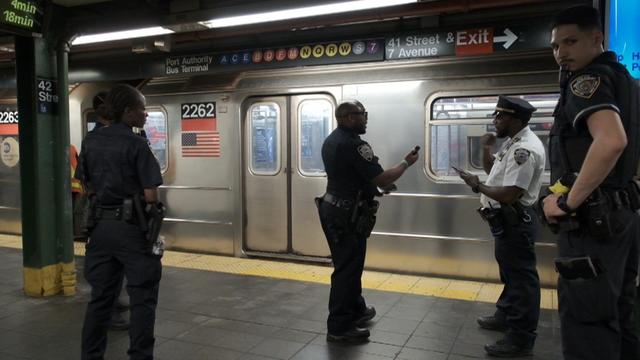 times-sq-subway-assault-wcbs7pc3-hi-res-still.jpg 