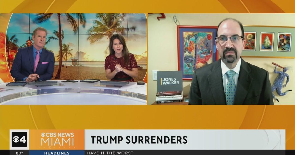 Previous President Trump surrendered in Georgia, booked on 13 felony expenses Previous President Trump surrendered in Georgia, booked on 13 felony expenses