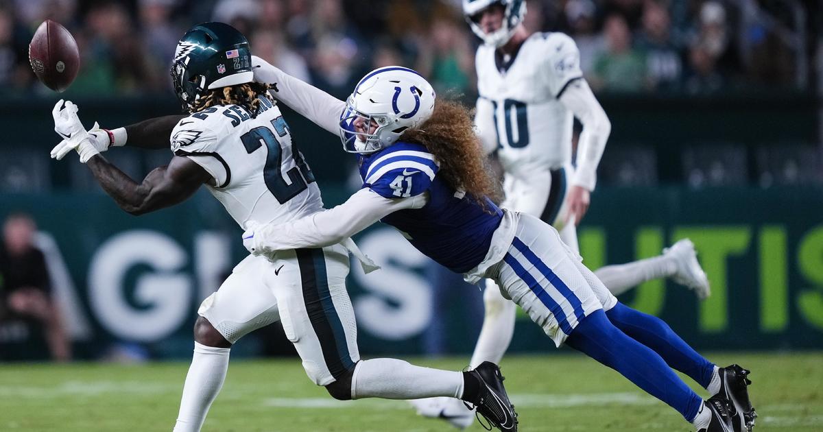 Colts' QB Richardson plays a full half, Colts beat Eagles 27-13 in