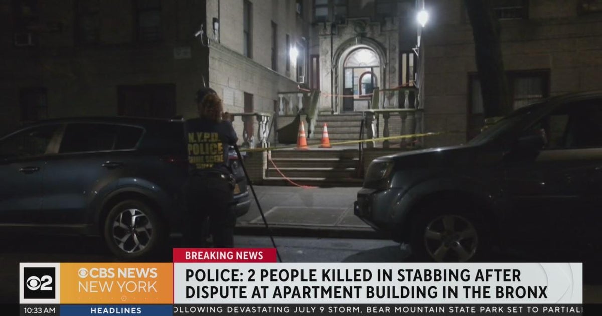2 people stabbed to death after argument at Bronx apartment building ...