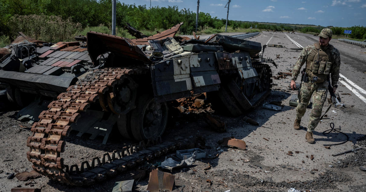 Украйна пробива отбраната на Русия, за да си върне Robotyne, докато контраофанзивата продължава старателно напред