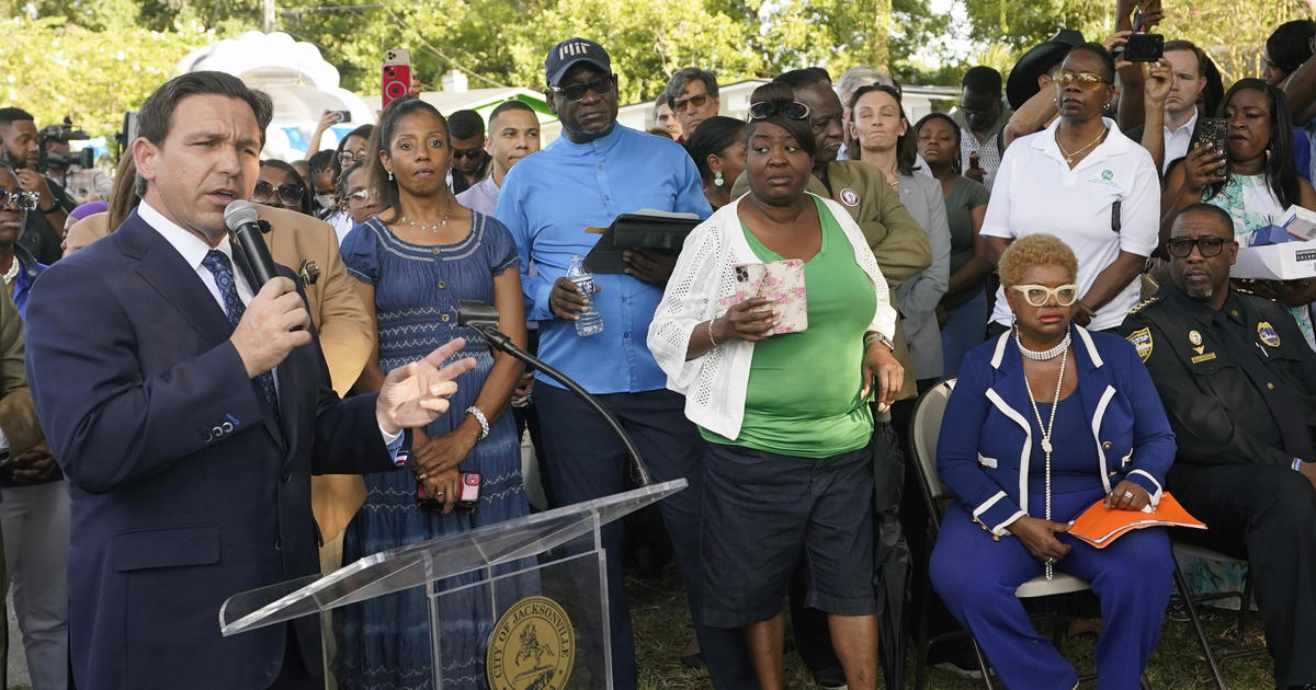 DeSantis booed at vigil for Jacksonville shooting victims