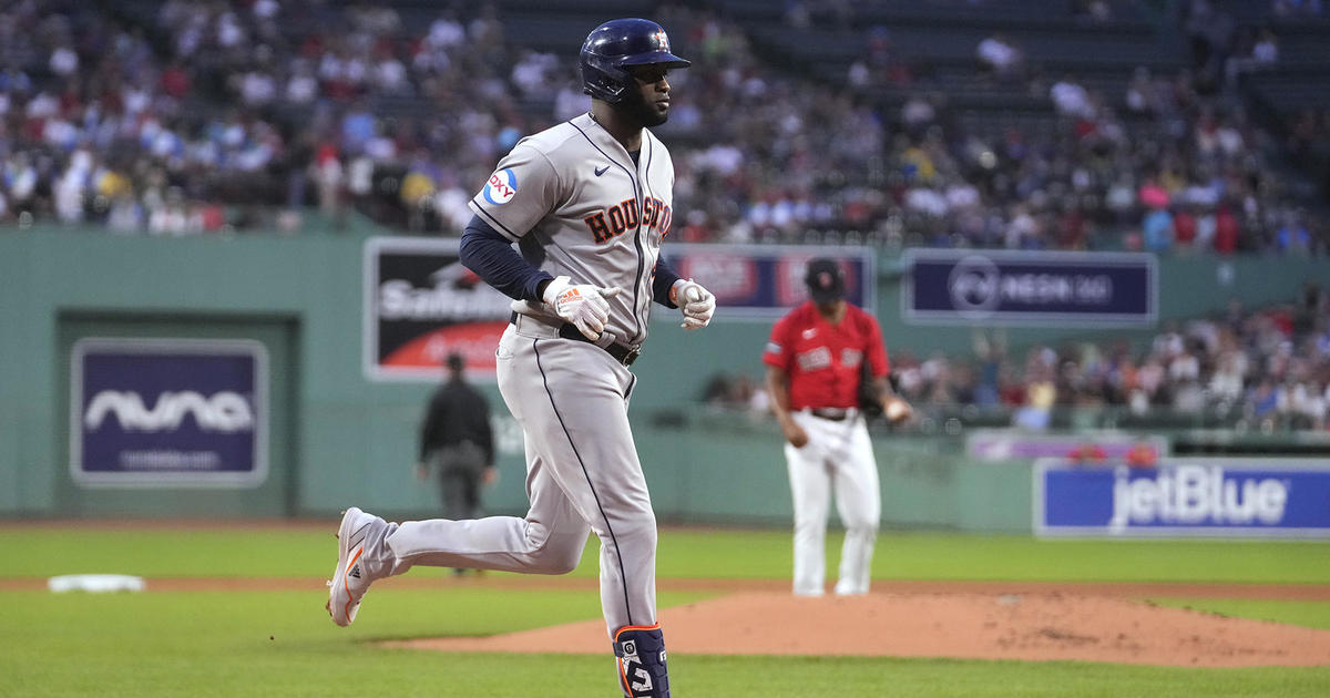 Framber Valdez helps Astros to 7-4 win over Red Sox and first