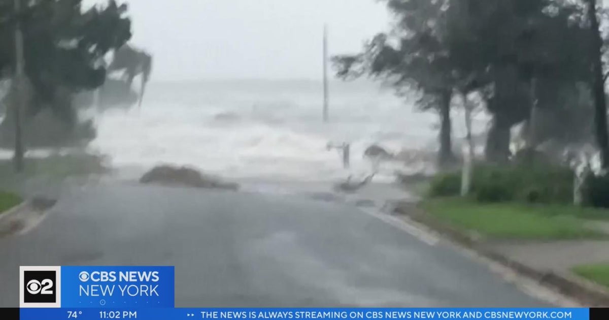 2 dead after Hurricane Idalia pummels Florida - CBS New York