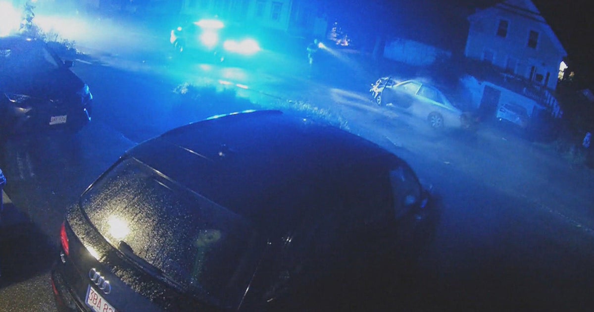 Maynard police looking for ring of car thieves after wild crash caught on video Maynard police looking for ring of car thieves after wild crash caught on video
