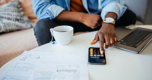 Looming college student bank loan repayments have some borrowers involved Looming college student bank loan repayments have some borrowers involved