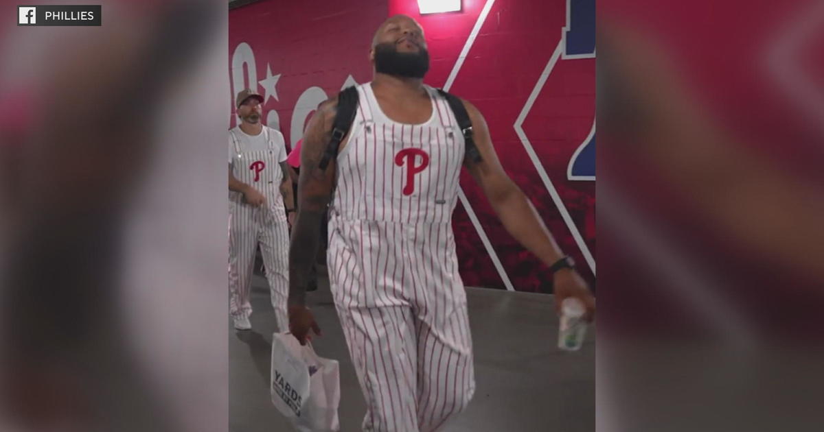 Phillies players, fans are wearing overalls this MLB postseason after  Garrett Stubbs started a trend