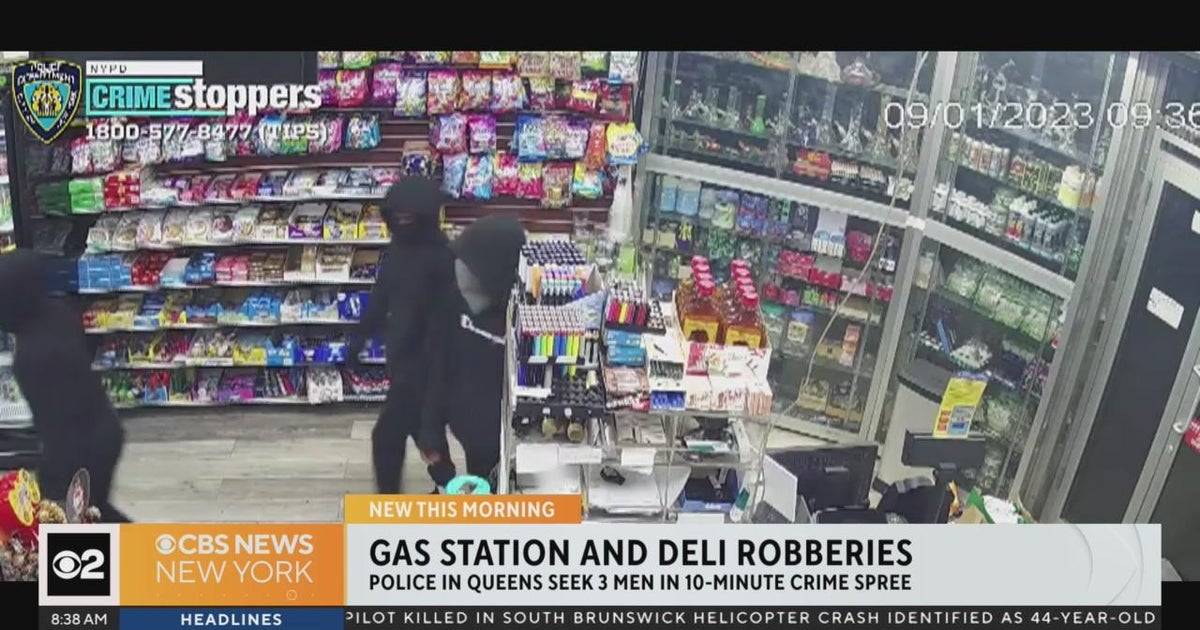 NYPD: 3 businesses robbed in 10 minutes in Queens - CBS New York