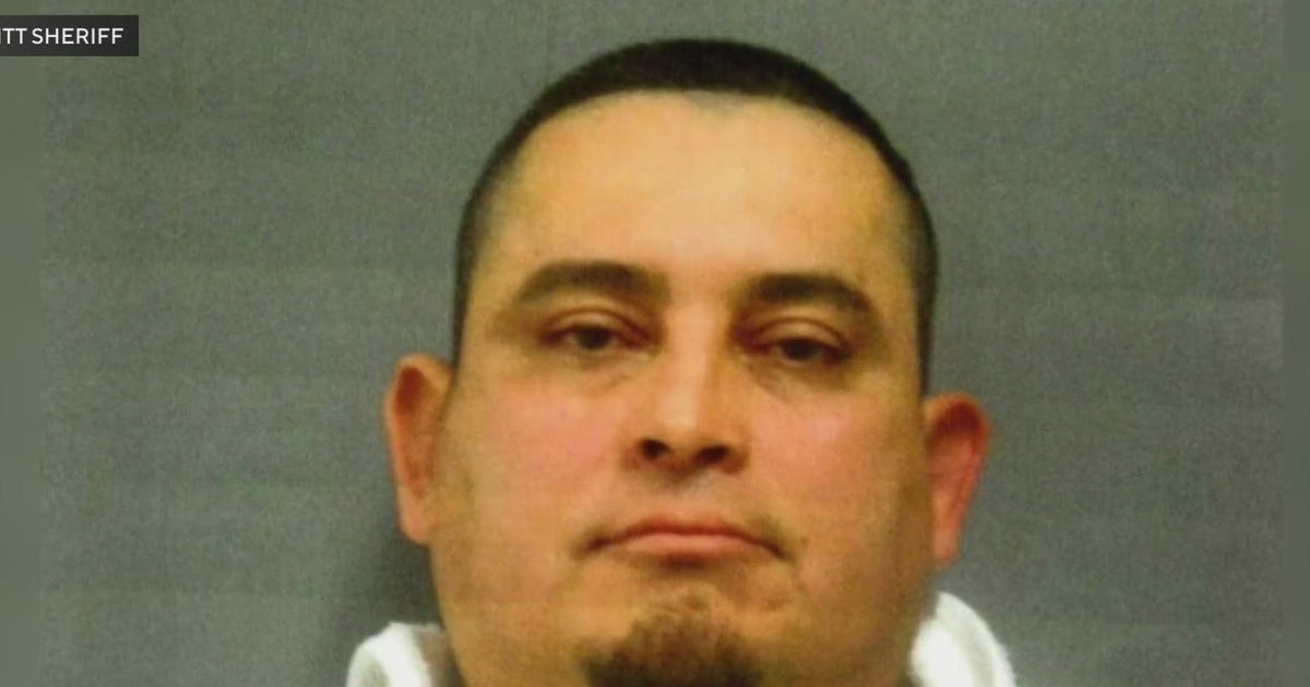 Illinois suspect accused of shooting 2 family members on the run - Vimarsana News
