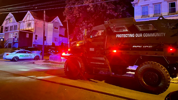 kdka-mckeesport-swat-pirl-street.png 