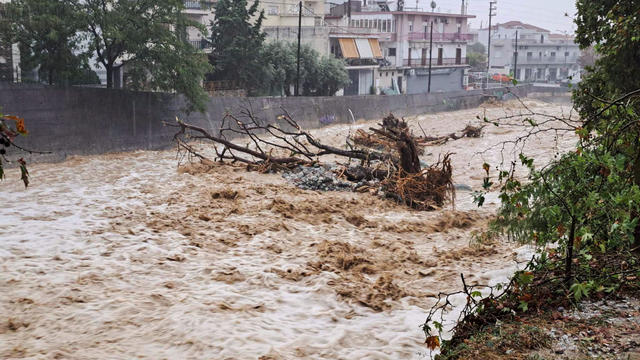 Storm hits central Greece 