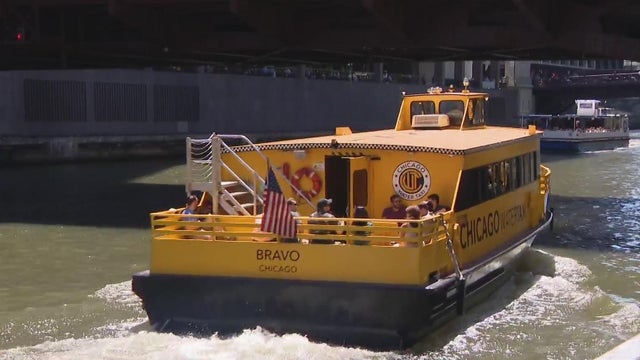 chicagowatertaxi.jpg 