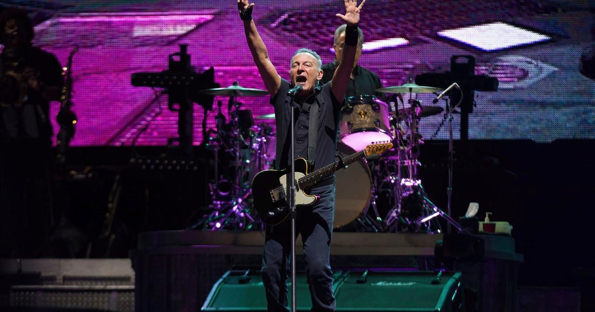 What is peptic ulcer disease? Doctor explains reason Bruce Springsteen ...