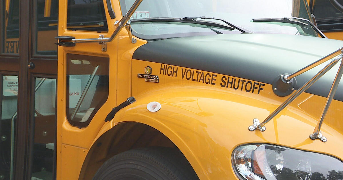 Minivan driver hurt in Monticello crash involving school bus and dump truck – CBS News