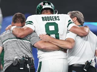 Aaron Rodgers injures Achilles, New York Jets beat Buffalo Bills in overtime