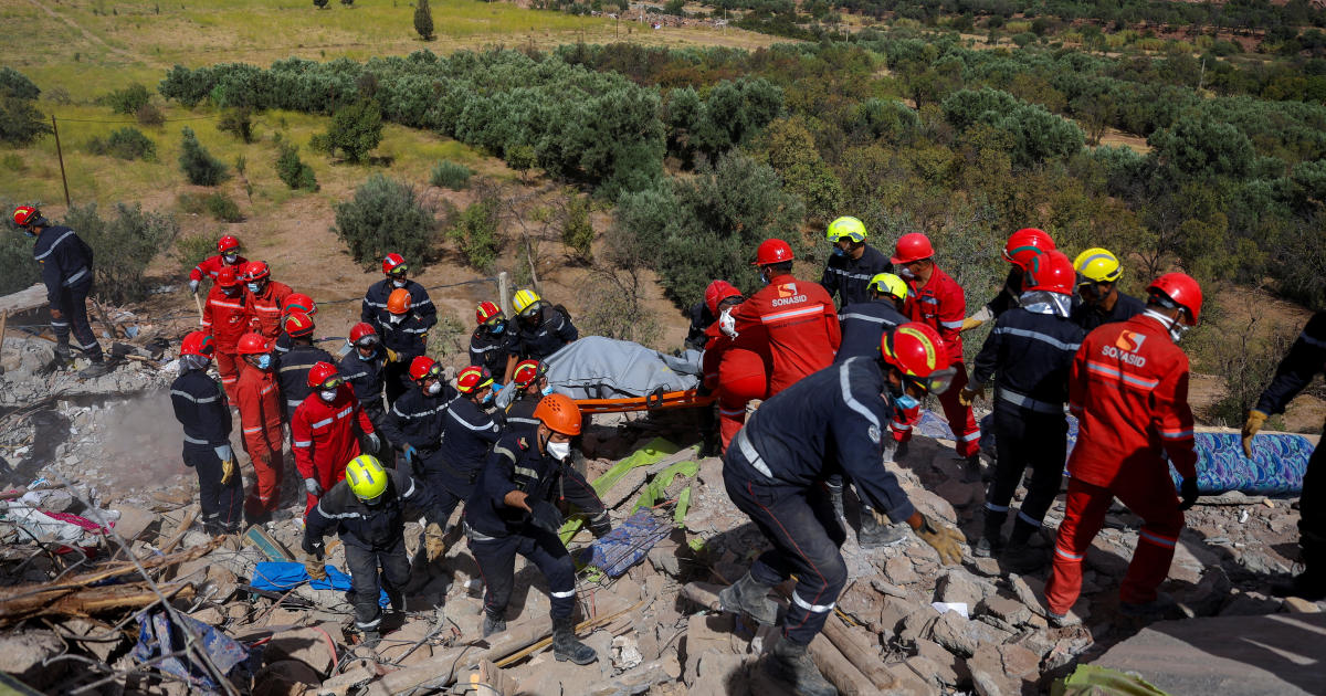 Оцелелите от земетресението в Мароко казват, че „правителството не е дошло“, тъй като надеждата да намерят още някой жив избледнява