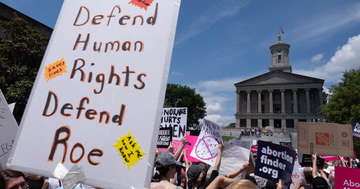 Групата за правата на абортите завежда правни действия за тесни медицински изключения от забраните за аборти в 3 щата