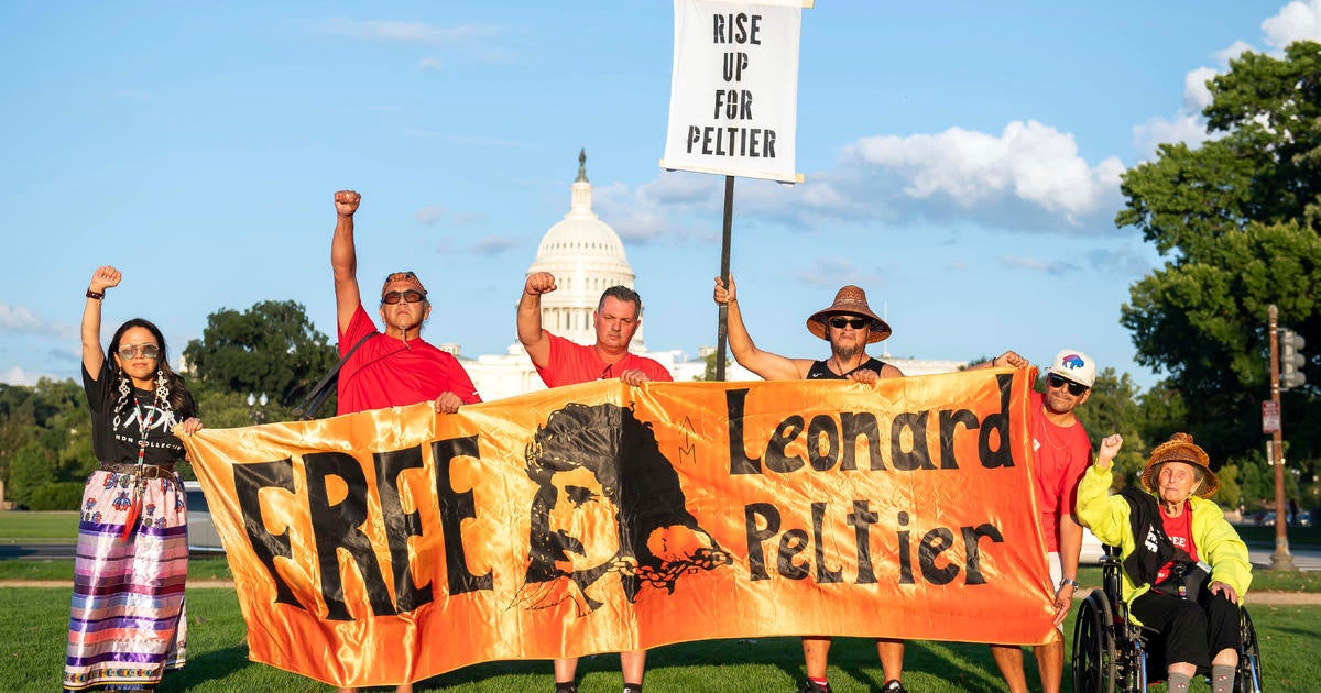 Supporters Of Native Activist Leonard Peltier Hold White House Rally ...