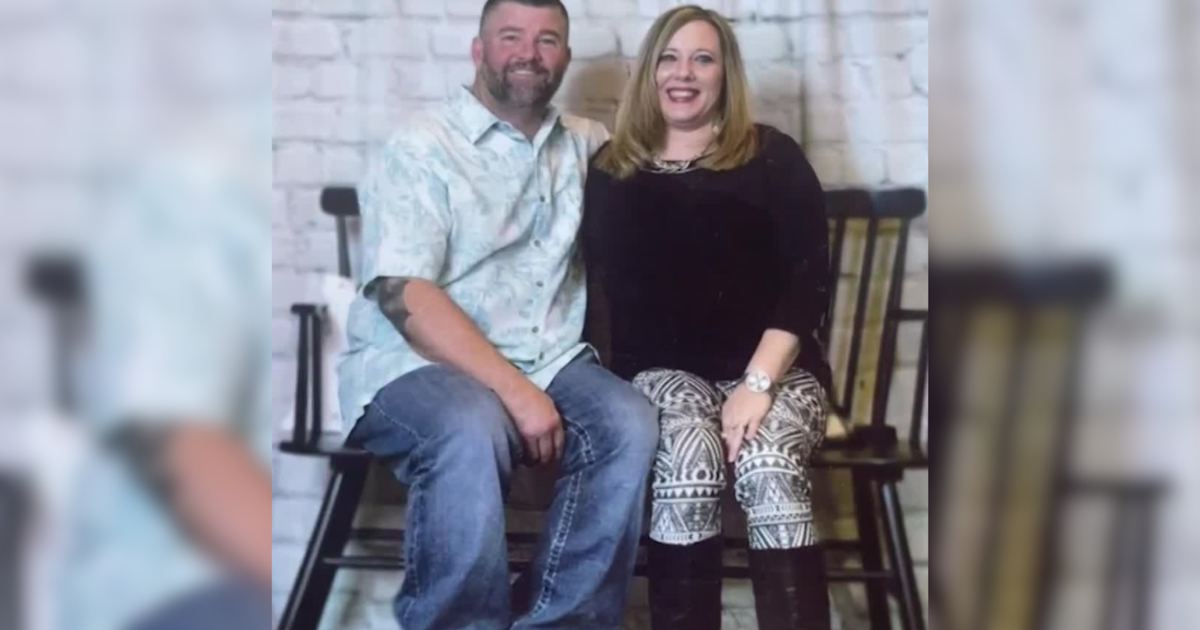 Family police search for answers after Shawna Rothlis body found in Fort Worth field