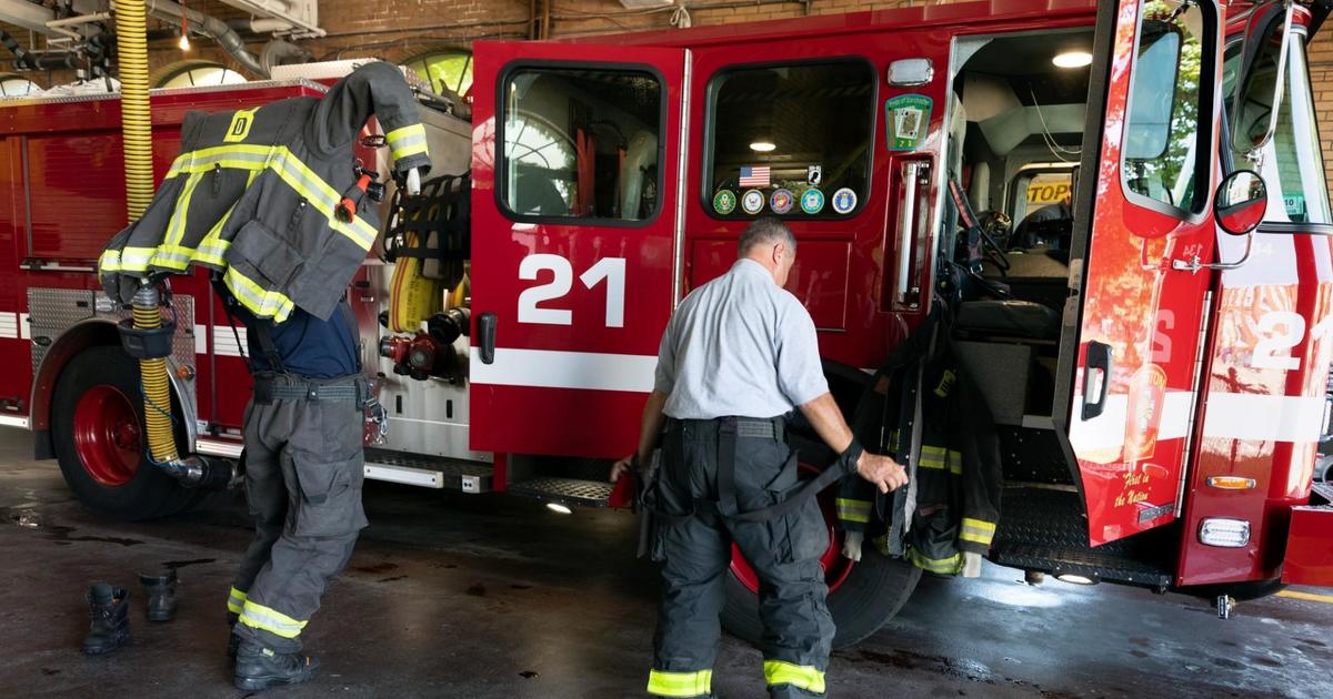 Токсичните химикали в екипировката на пожарникарите може да допринесат за нарастващите случаи на рак
