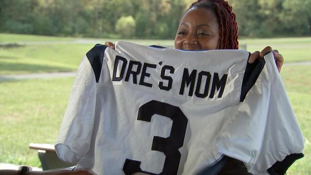 For D'Andre Swift's mom, Eagles-Vikings game extra special - CBS