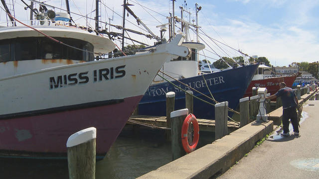 Hyannis cape cod fishing boats 