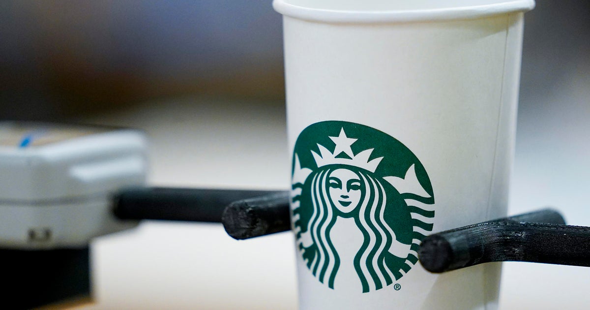 Starbucks wants to overhaul its iconic cup Starbucks wants to overhaul its iconic cup