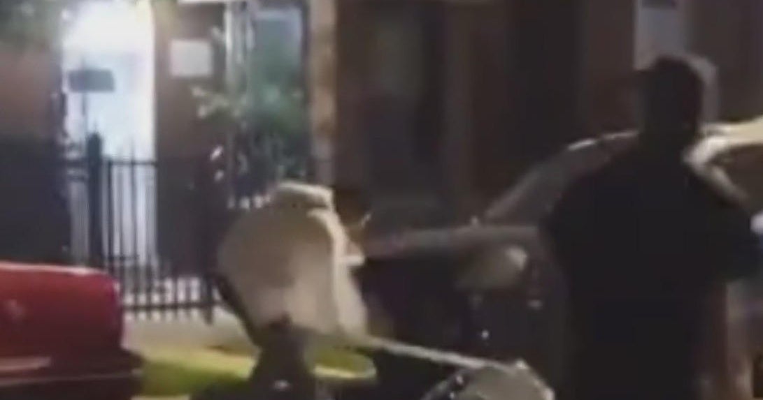 2 arrested after attacking CPD officers in Little Village - CBS Chicago