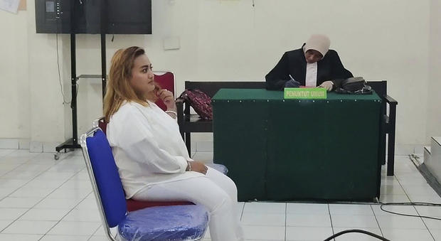 Indonesian woman sentenced to prison for blasphemy after saying Muslim prayer then eating pork on TikTok